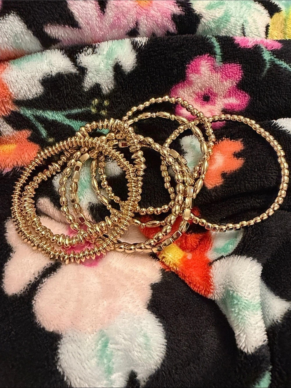 Gold-Tone Bracelet Stretch Stack Like New